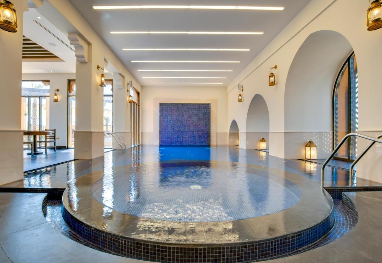 Hotel Al Badayer Retreat By Sharjah Collection Margham Esterno foto The pool at the Four Seasons Hotel, Amman